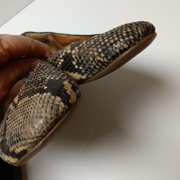 Clarks Snake Print & Embossed Ballet Flats Size 8 - Picture 5 of 7